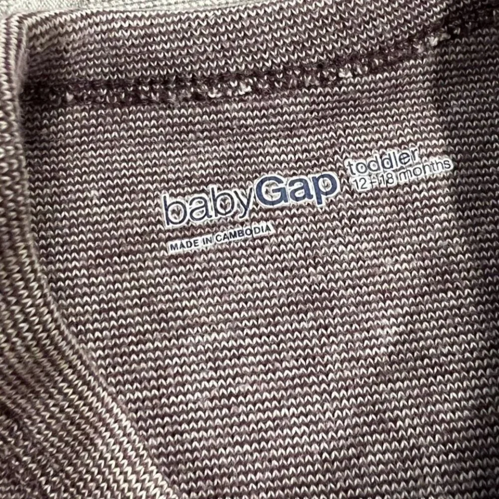 Baby Gap 12-18m Purple Crewneck Sweatshirt